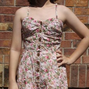 POETRY - Cute Floral Dress (Size L)